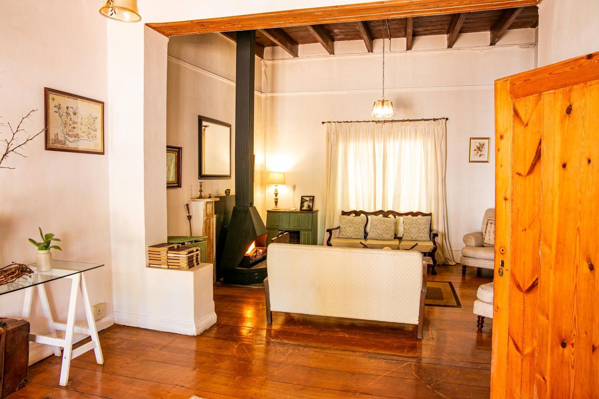 The Townhouse Villa Graaff-Reinet Exterior foto